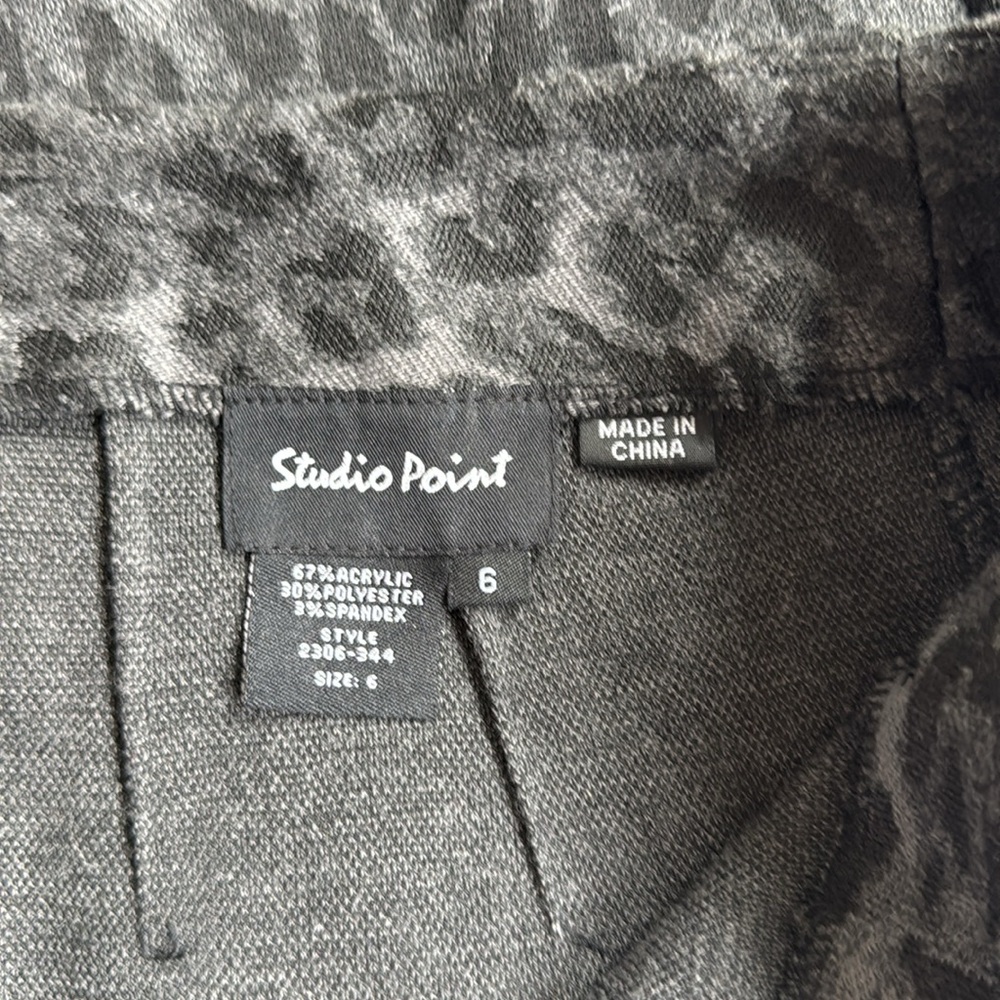 Studio point Leopard Print Gray Skirt‎ size 6 - Picture 6 of 9